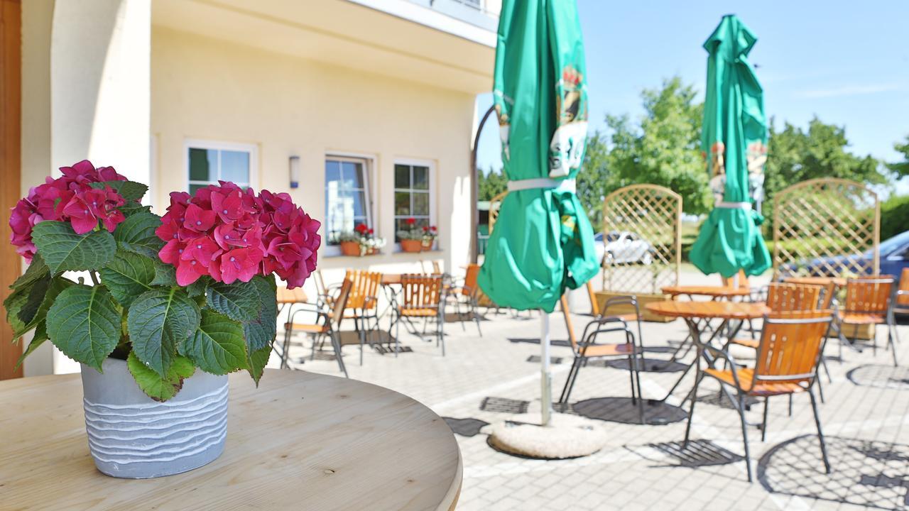 Hotel Alznauer Hof Gomaringen Buitenkant foto